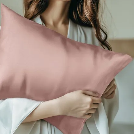 Padjapüür Fanni K Silk 50x60 heleroosa