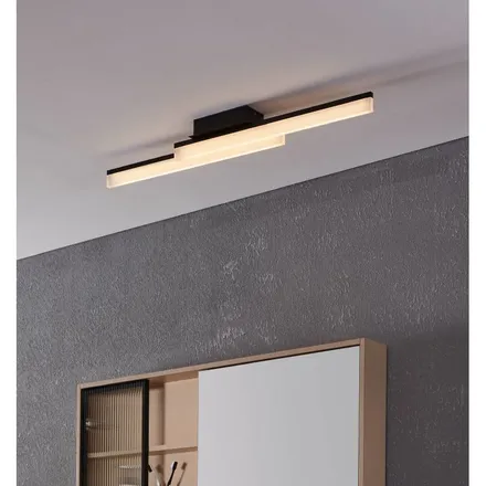 Seina/laelamp Eglo Palmital Led must