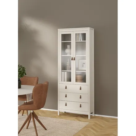 Vitriinkapp Madrid 2u3s kašmiir