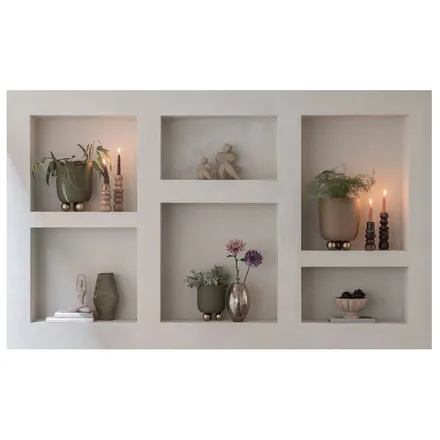 Dekoratiivkuju Stretched must