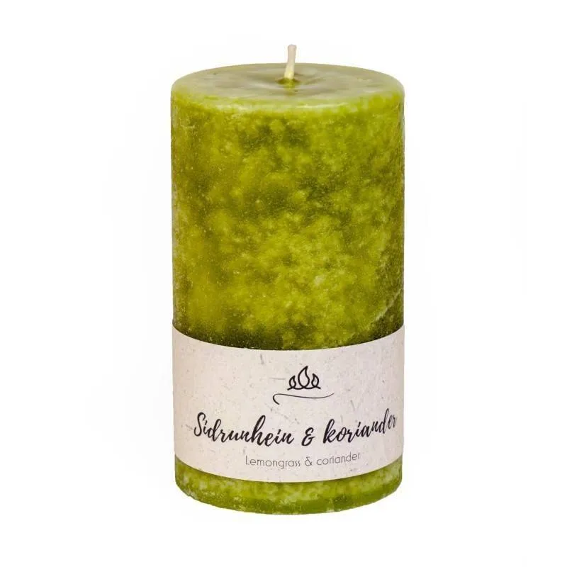 Lõhnaküünal Sidrunhein ja koriander 7x8cm, 40h