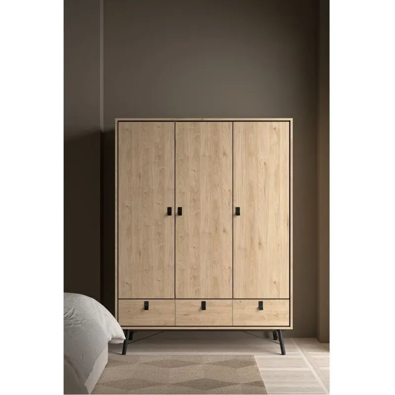 Riidekapp Ry hickory