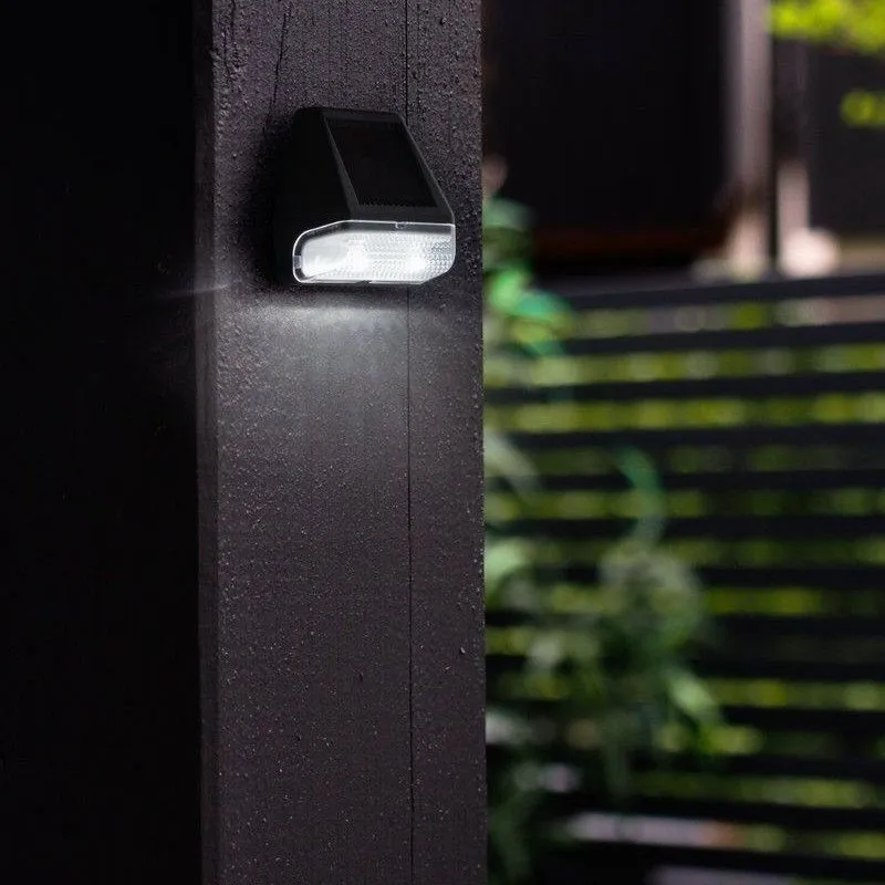 Solar seinavalgusti must