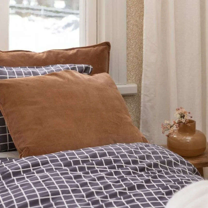 Voodipesukomplekt Fanni K Ruut 150X210/50x60 tumehall