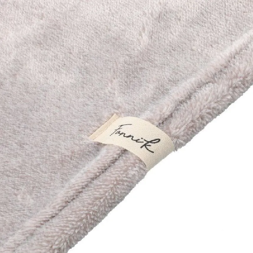 Pleed Fanni K Korte 127x152 sand