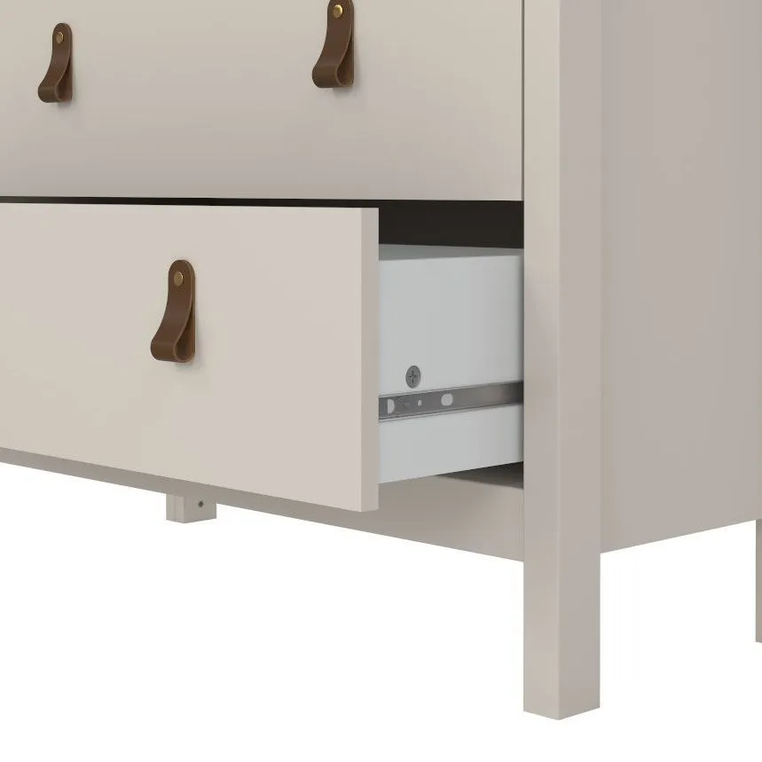 Vitriinkapp Madrid 2u3s kašmiir