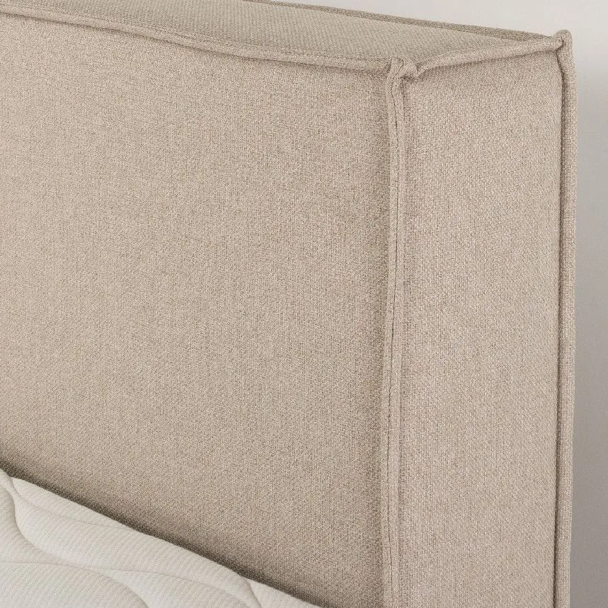 Kontinentaalvoodi KUU Uni 200x200 beež