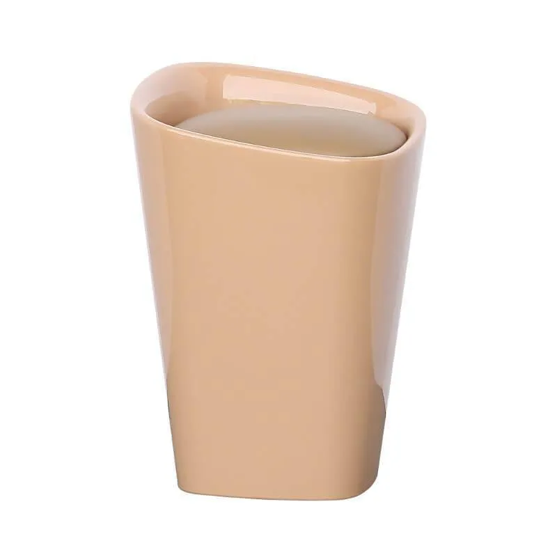 Tumba kaanega Tingle